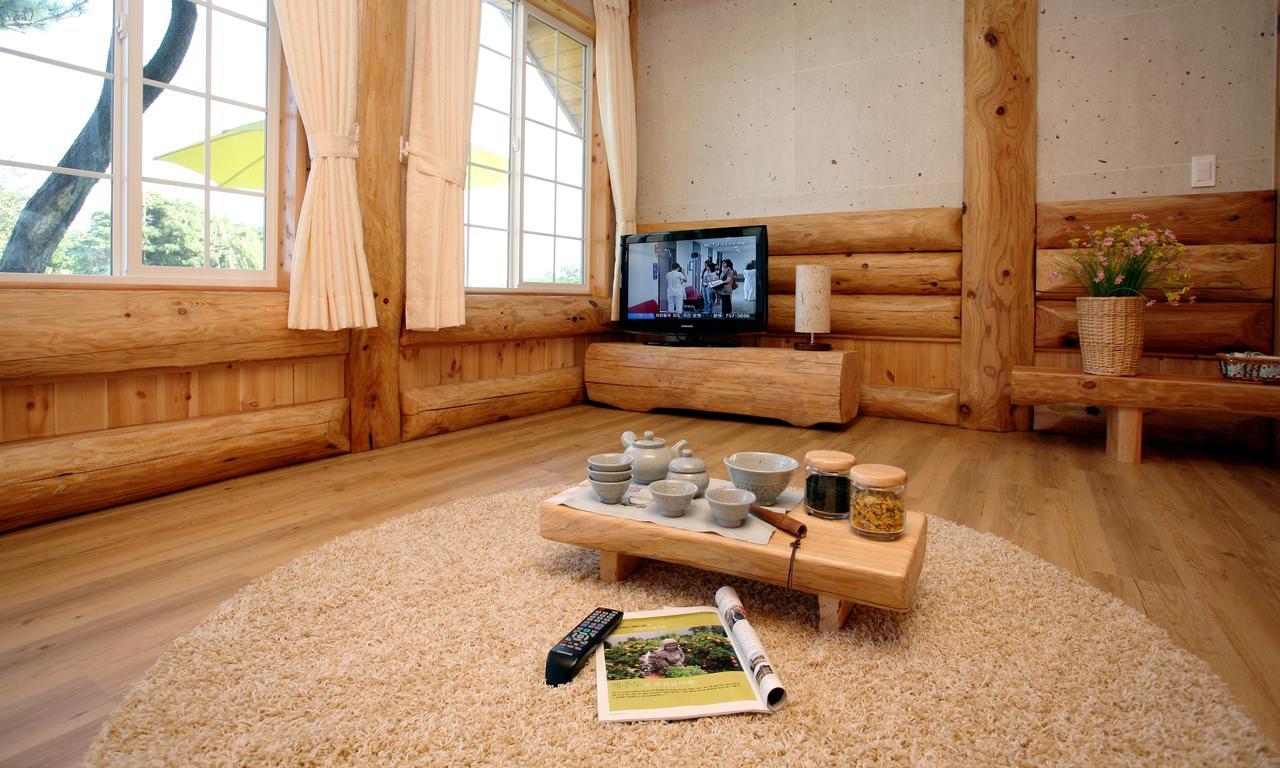 Jeju Bille Log Pension Seogwipo Exterior foto