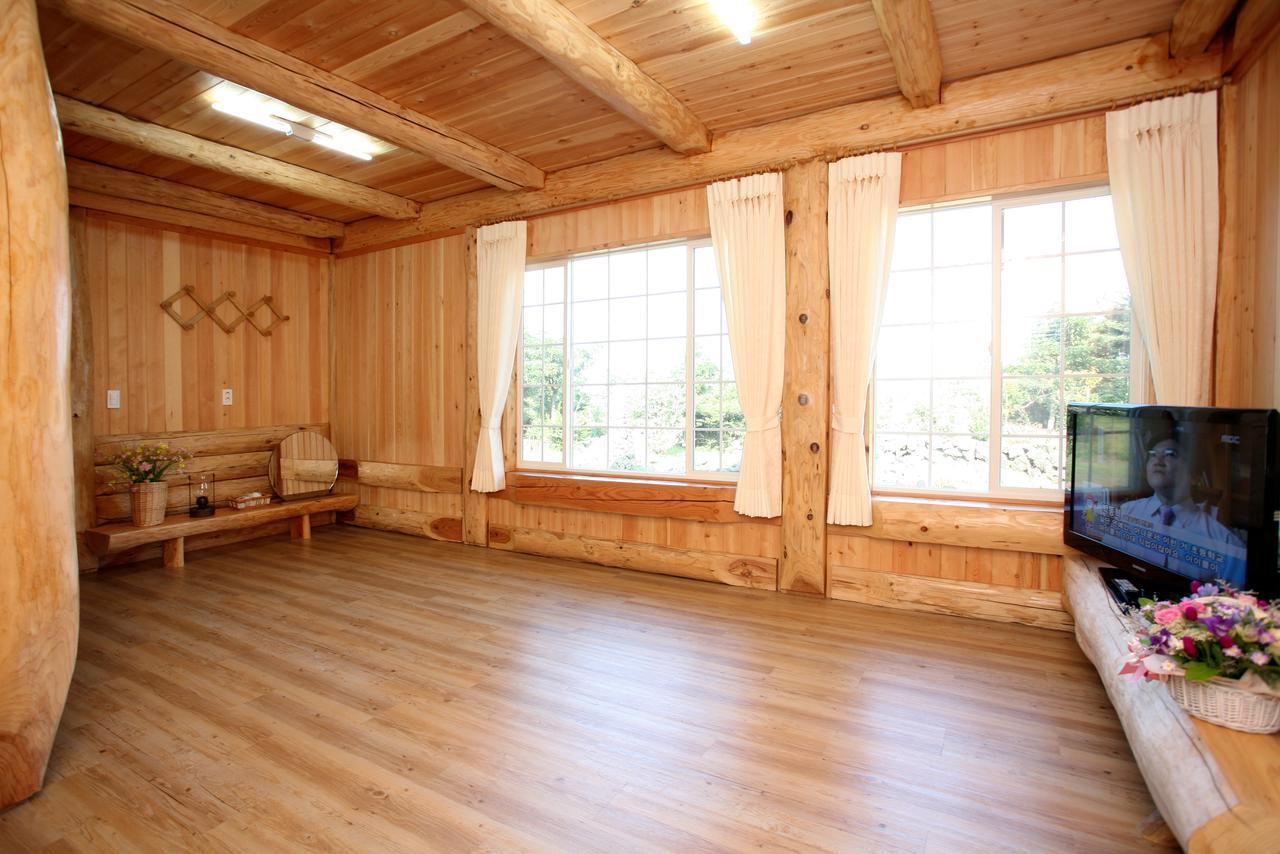Jeju Bille Log Pension Seogwipo Exterior foto